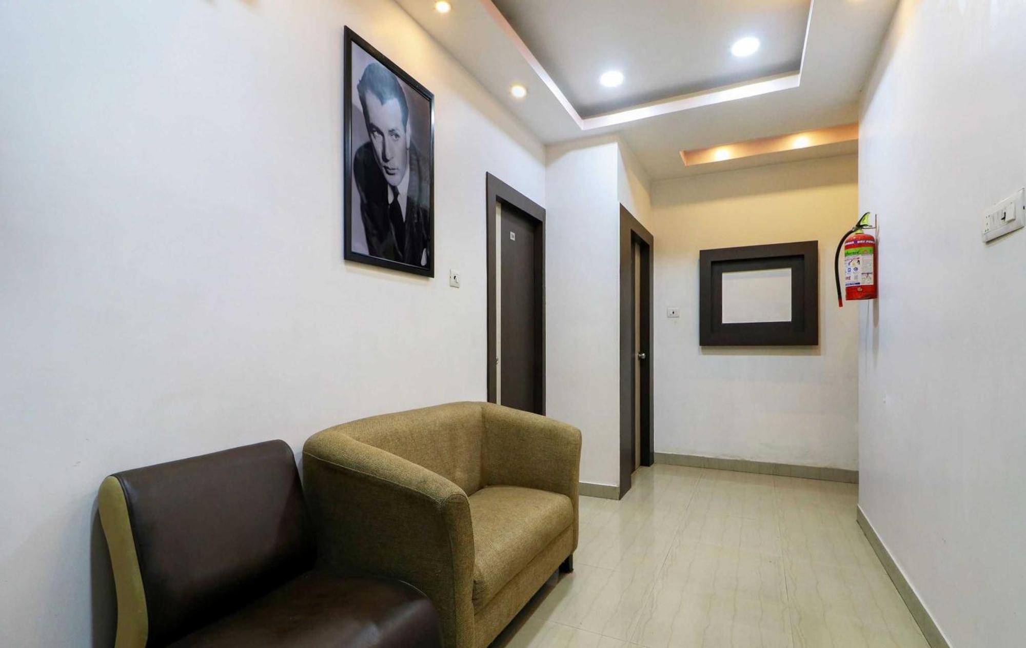 Oyo Flagship 1805 Hotel Star Delight Panchuria المظهر الخارجي الصورة