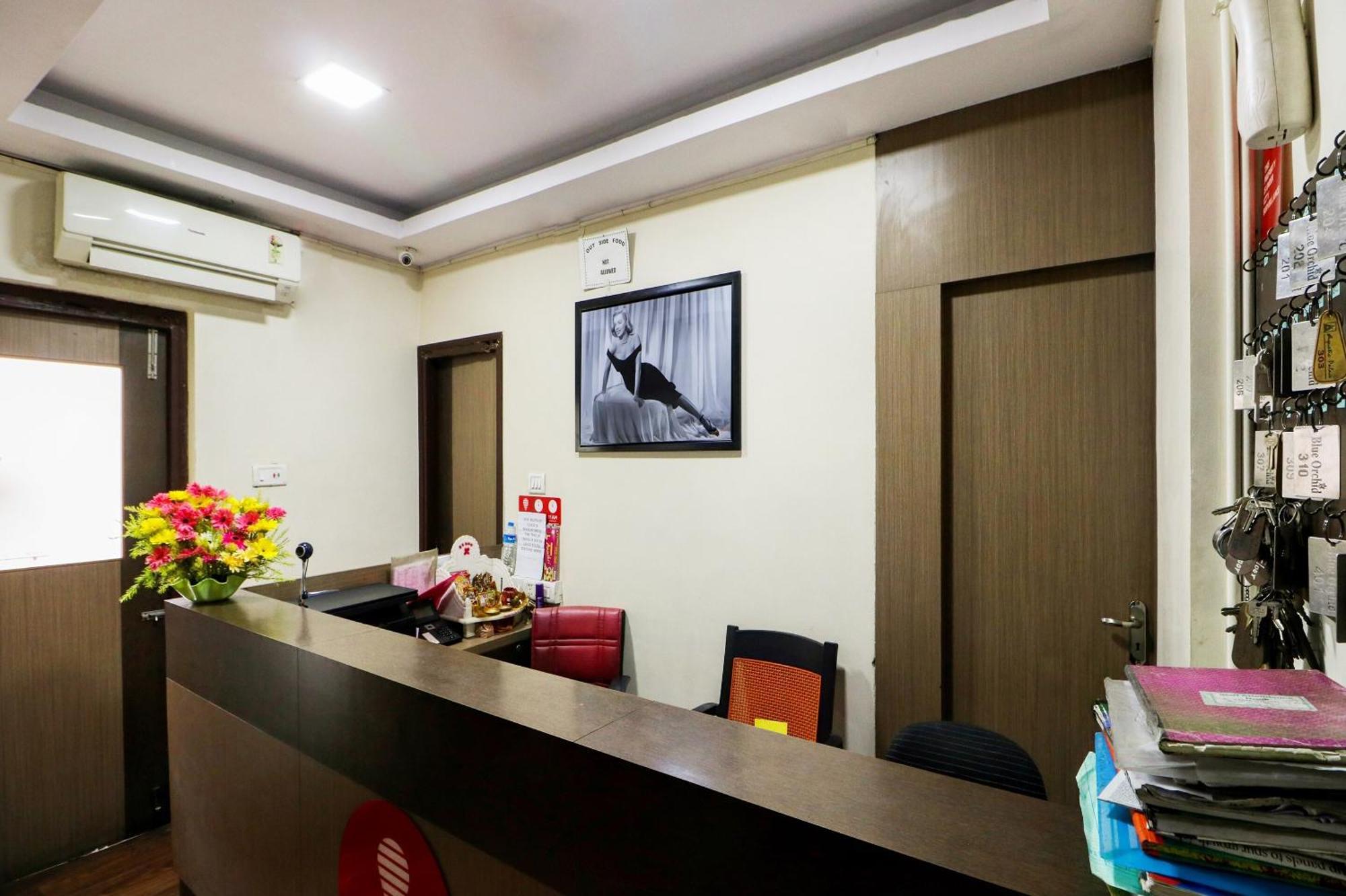 Oyo Flagship 1805 Hotel Star Delight Panchuria المظهر الخارجي الصورة